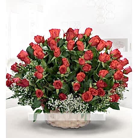 100 Adet Gül Aranjmanı