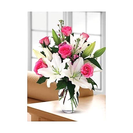 Pembe gül ve lilyum aranjmanı